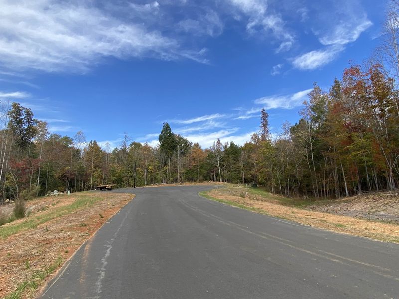 2969 Forest Creek Ln, Mebane, NC 27302