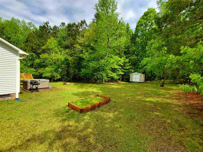 297 Audrey Cir, Garner, NC 27529