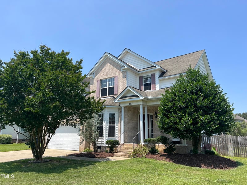 297 Bayhill Dr, Smithfield, NC 27577