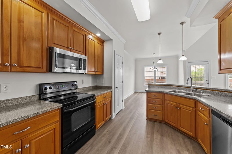 297 Bayhill Dr, Smithfield, NC 27577