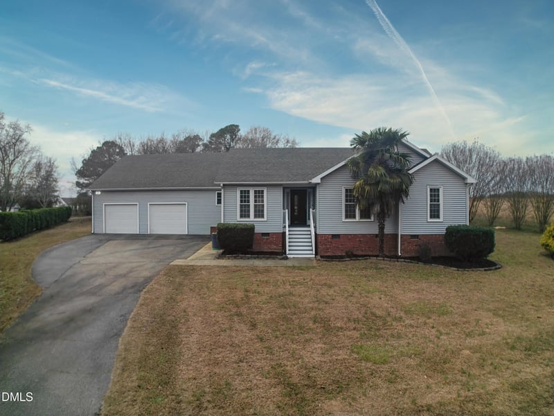 297 Kentucky Dr, Archer Lodge, NC 27527