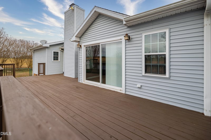 297 Kentucky Dr, Archer Lodge, NC 27527