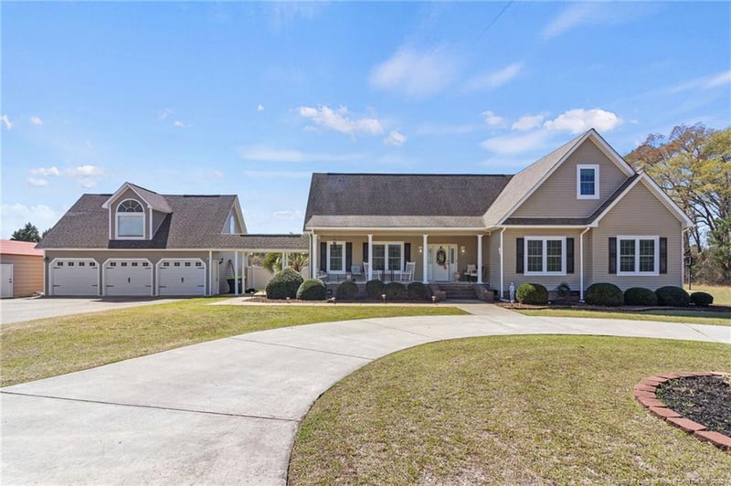 2970 Cedar Creek Rd, Fayetteville, NC 28312