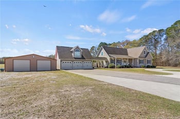 2970 Cedar Creek Rd, Fayetteville, NC 28312