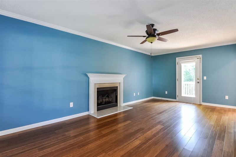 2973 Deep Glen Ct, Raleigh, NC 27603