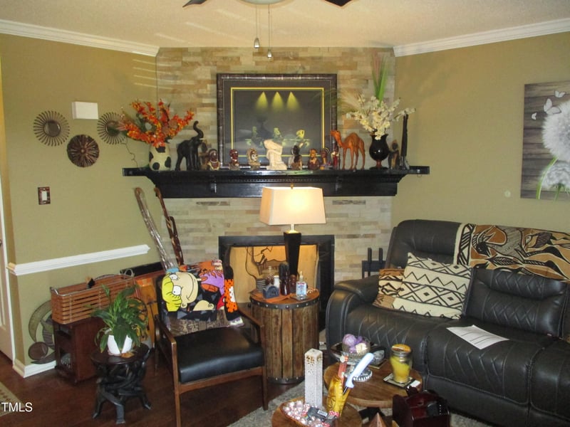 2977 Faversham Pl, Raleigh, NC 27604