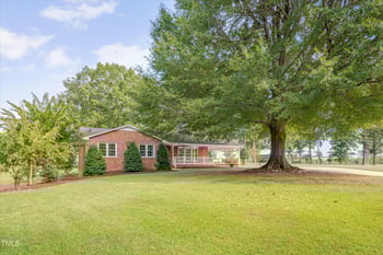 2977 Mine Creek Rd, Burlington, NC 27217