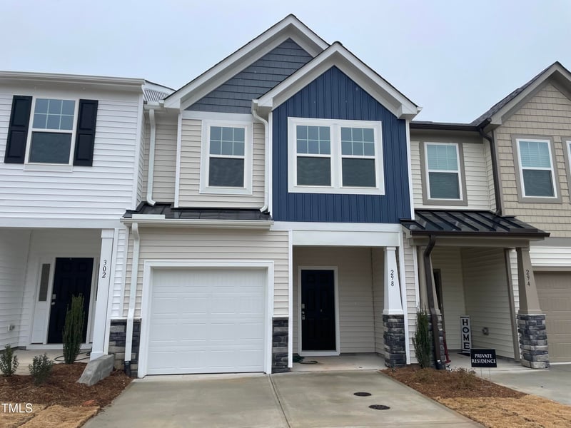 298 Whitley Rdg Dr, Clayton, NC 27527