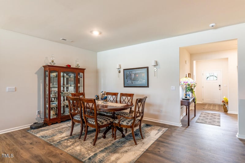 2981 Burgess Dr, Mebane, NC 27302