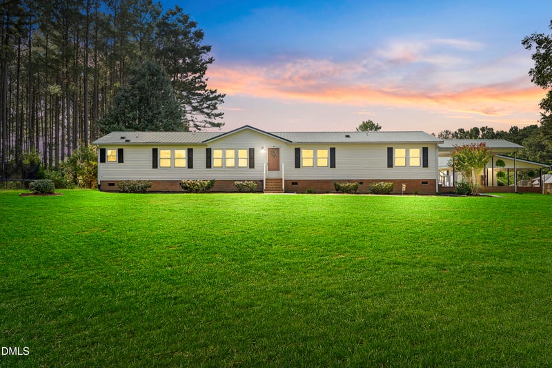 2988 Henley Rd, Sanford, NC 27330