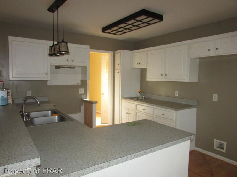 2989 Cheshire Dr, Sanford, NC 27332
