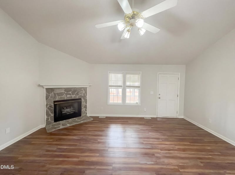 299 Greenleaf Rd, Angier, NC 27501