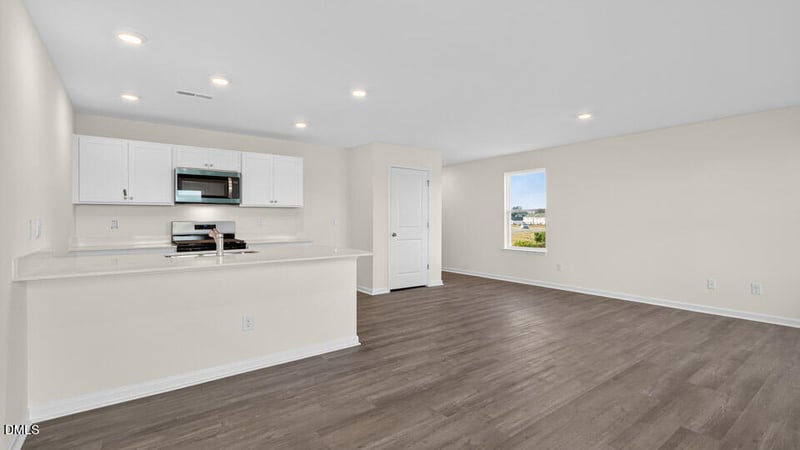 299 Honeycutt Oaks Dr, Angier, NC 27501