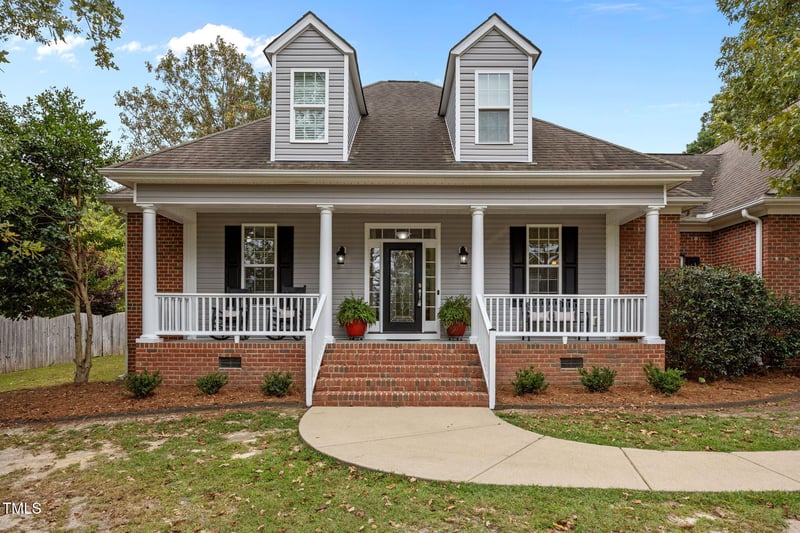 299 Oxford Woods Dr, Angier, NC 27501