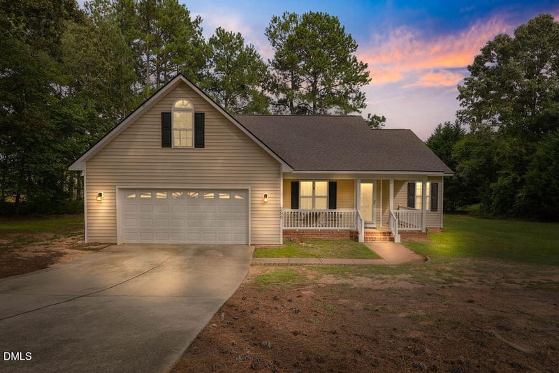 299 Park Ln, Coats, NC 27521