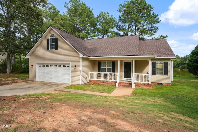 299 Park Ln, Coats, NC 27521