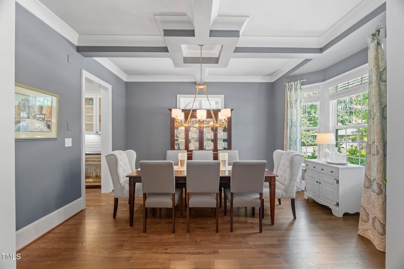 2993 Club Dr, Raleigh, NC 27613