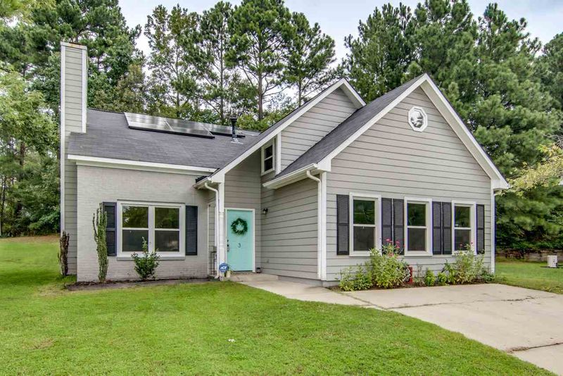 3 Adler Ct, Durham, NC 27703