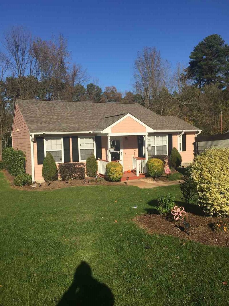 3 Beckham Pl, Durham, NC 27703