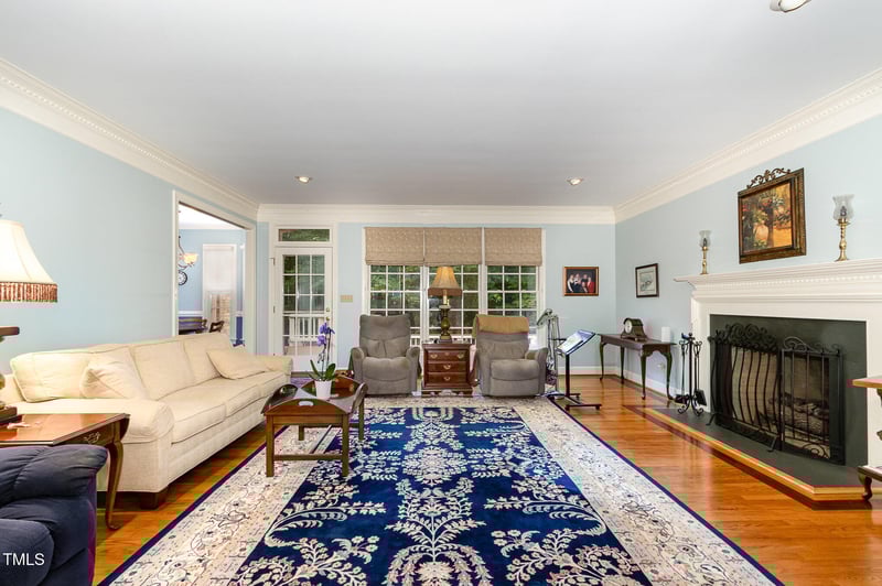 3 Bent Oak Ct, Durham, NC 27705