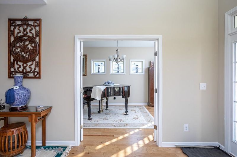 3 Bonsack Ct, Durham, NC 27703