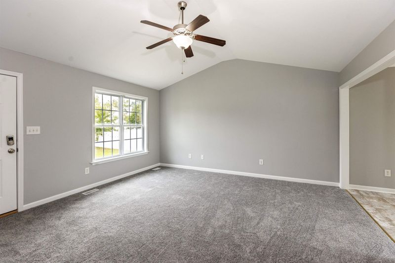 3 N Carolina Ave, Benson, NC 27504