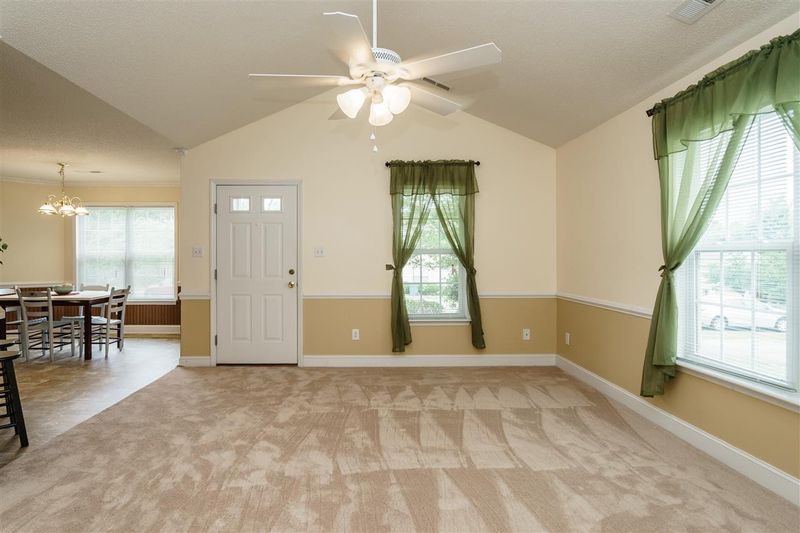 3 Cilantro Ct, Durham, NC 27713