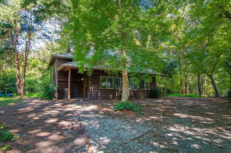 3 Cobb Ter, Chapel Hill, NC 27514