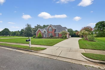 3 Crepe Myrtle Pl, Durham, NC 27705