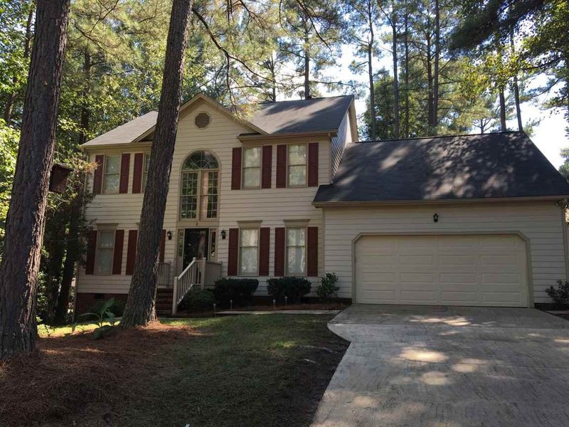 3 Crestbury Ct, Durham, NC 27713