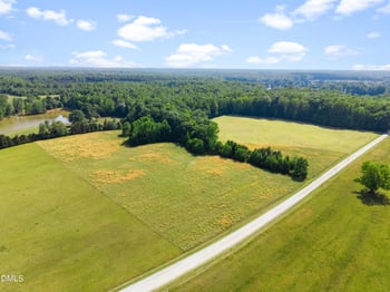 3 Deer Run Trl, Hillsborough, NC 27278