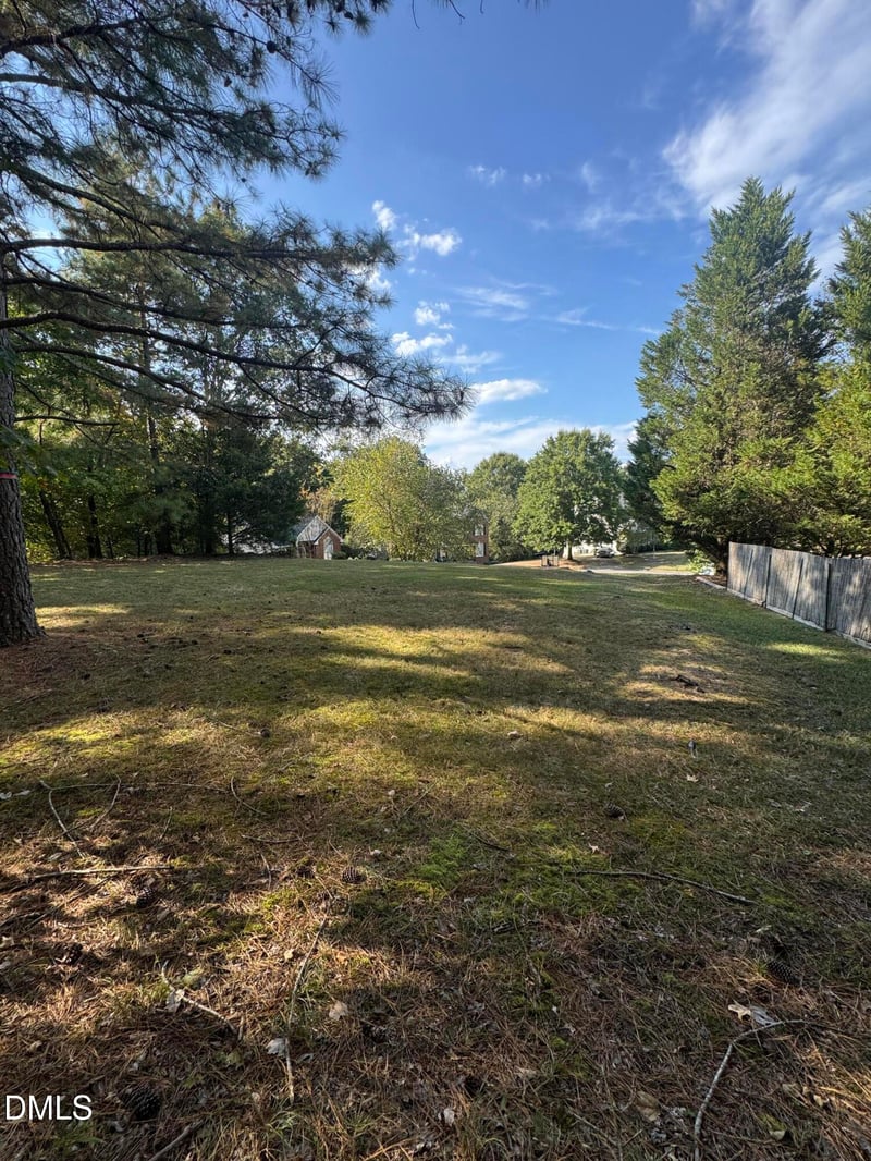 3 Falcon Nest Ct, Durham, NC 27713