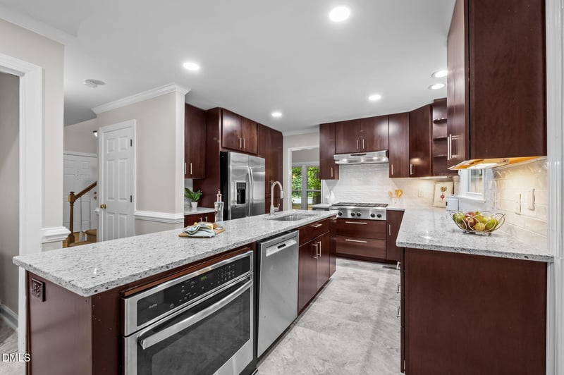 3 Fieldcrest Ct, Durham, NC 27713