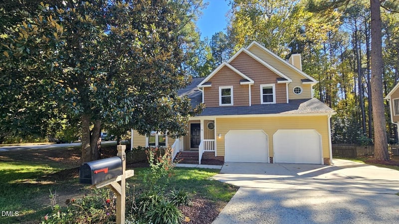 3 Fieldcrest Ct, Durham, NC 27713