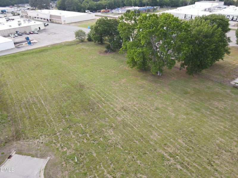 3 Four Oaks Pl, Dunn, NC 28334