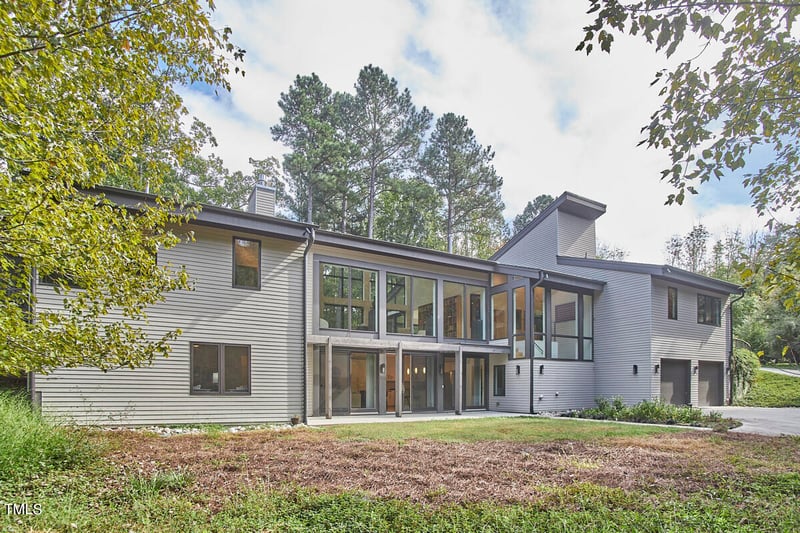 3 Lanier Dr, Chapel Hill, NC 27517