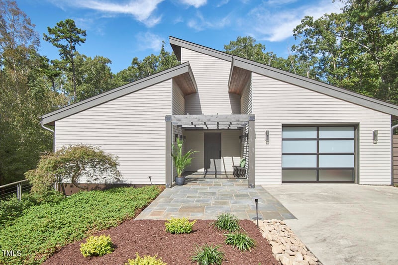 3 Lanier Dr, Chapel Hill, NC 27517