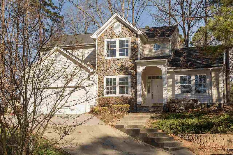 3 Medearis Ct, Durham, NC 27707