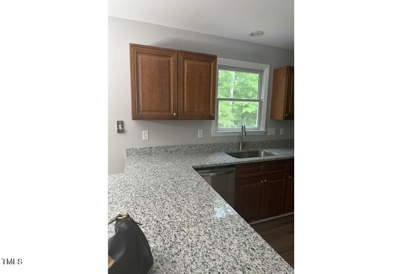 3 Pearce Pl, Durham, NC 27712