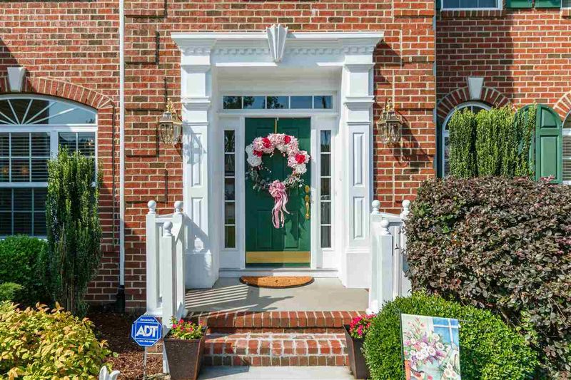 3 Riverland Farm Ct, Durham, NC 27703