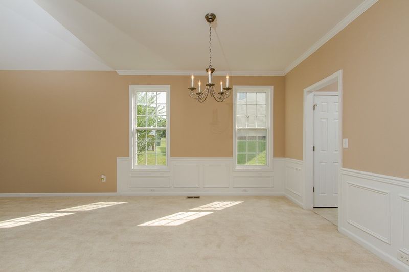 3 Stoneleigh Ct, Durham, NC 27703