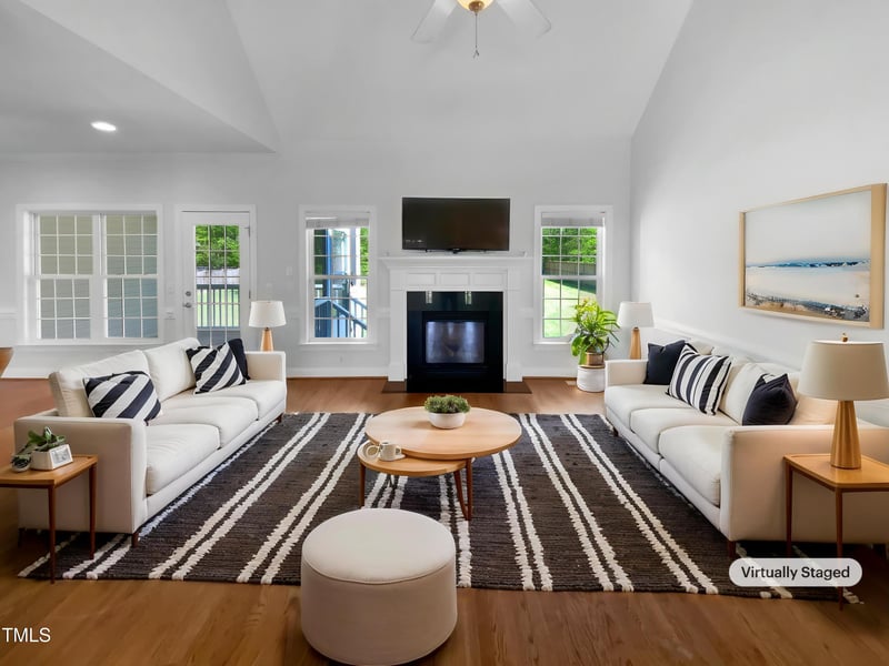 30 Alvis Ct, Fuquay Varina, NC 27526