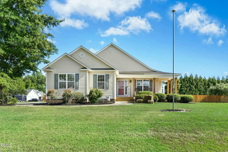 30 Basswood Cir, Willow Springs, NC 27592