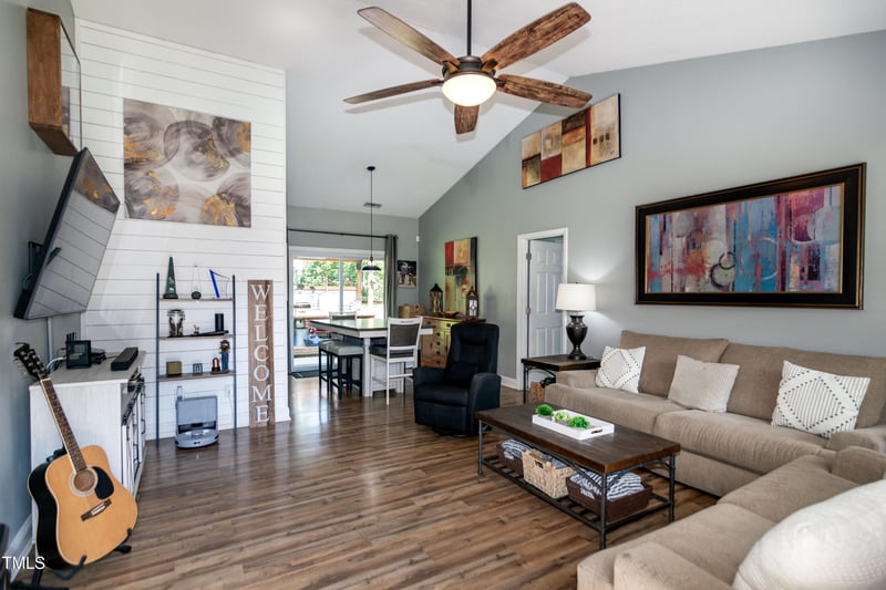30 Bethany Ln, Youngsville, NC 27596