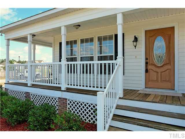 30 Carissa Dr, Smithfield, NC 27577