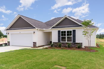 30 Chloe Ct, Selma, NC 27576