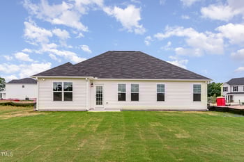 30 Chloe Ct, Selma, NC 27576