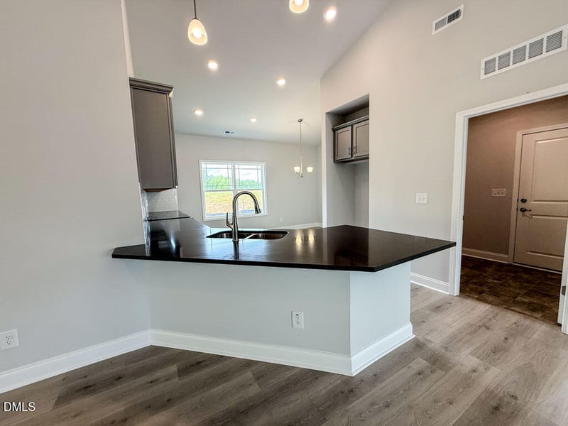 30 Cooper Branch Ct, Fuquay Varina, NC 27526