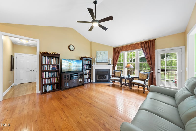 30 Cornerstone Dr, Franklinton, NC 27525