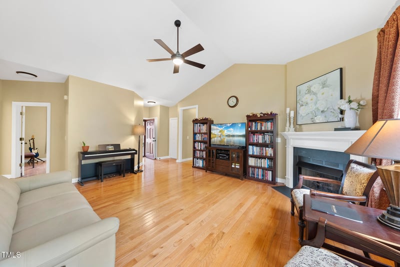 30 Cornerstone Dr, Franklinton, NC 27525